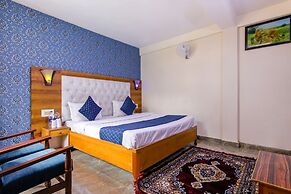 Fabhotel Negis Shivalaya