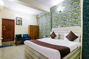 Fabhotel Negis Shivalaya