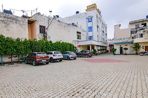 Fabhotel Jalandhar Corporate Suites