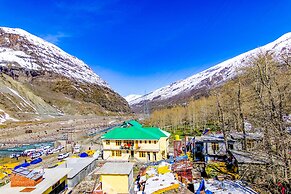 Fabhotel Sissu Regency