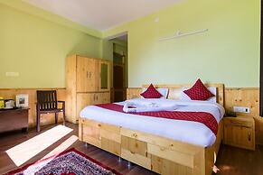 Fabhotel Sissu Regency