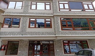 Fabhotel Prime Denzong Shiron