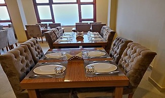 Fabhotel Prime Denzong Shiron