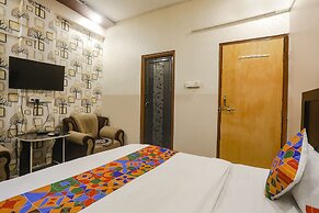 Fabhotel Happy Stay Inn