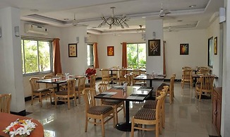 Fabhotel Prime Kb'S Grand