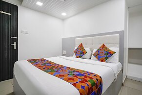 Fabexpress Park Residency