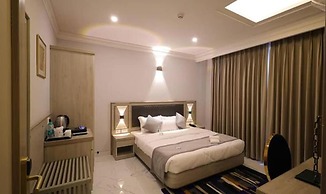 Fabhotel Prime Hampton By Ic'S