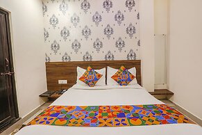 Fabhotel Prince Mama