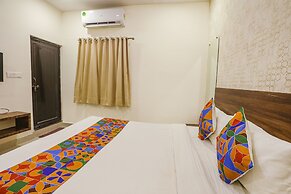 Fabhotel Prince Mama