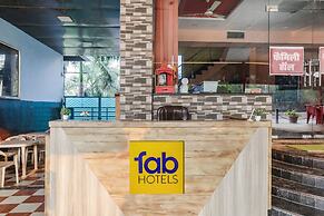 Fabhotel Prince Mama