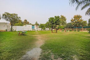 Fabhotel Prince Mama