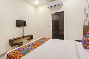 Fabhotel Prince Mama