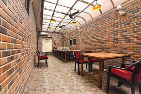 Fabhotel Prime Tiyara Inn