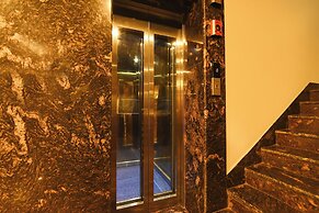 Fabhotel Prime Tiyara Inn