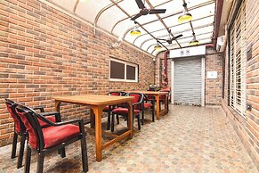 Fabhotel Prime Tiyara Inn