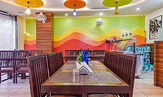 Fabhotel Padmawati Palace