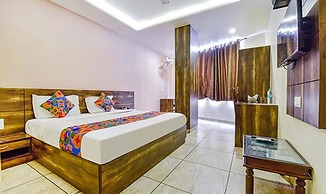 Fabhotel Padmawati Palace