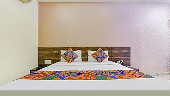 Fabhotel Padmawati Palace