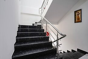 Fabhotel Fortuna Inn