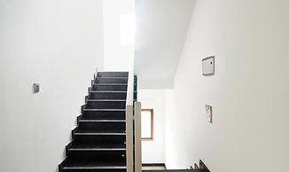 Fabexpress Paroza Suites