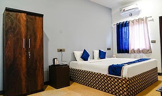 Fabexpress Paroza Suites