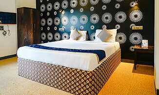 Fabexpress Paroza Suites