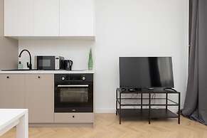 Warsaw Downtown Studio by Renters