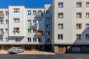 Warsaw Downtown Studio by Renters