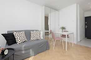 Warsaw Downtown Studio by Renters