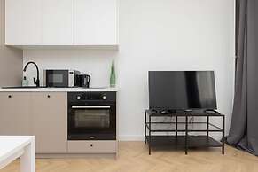 Warsaw Downtown Studio by Renters