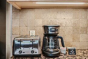 New Listing!! Breck Mountain Magic 3 Bedroom Condo by RedAwning