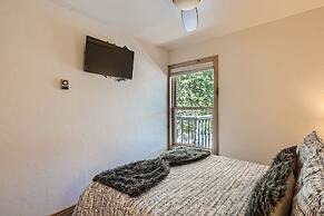 New Listing!! Breck Mountain Magic 3 Bedroom Condo by RedAwning