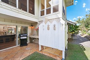 Liho Kai 4 Bedroom Home by RedAwning