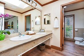 Liho Kai 4 Bedroom Home by RedAwning