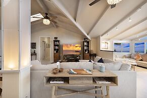 Sea Turtle Ranch 4 Bedroom Home by RedAwning