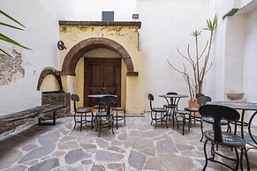 Studios Funchal 104 by Homing