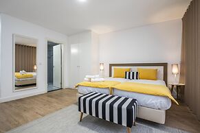 Studios Funchal 104 by Homing