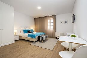 Studios Funchal 105 by Homing