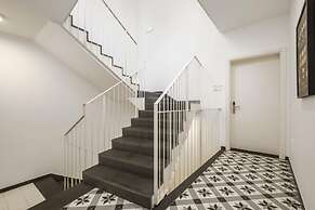 Studios Funchal 105 by Homing