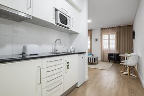 Studios Funchal 105 by Homing