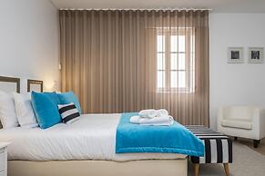 Studios Funchal 105 by Homing