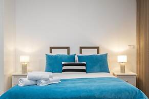 Studios Funchal 105 by Homing