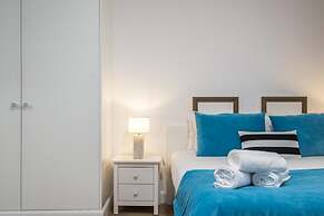 Studios Funchal 105 by Homing