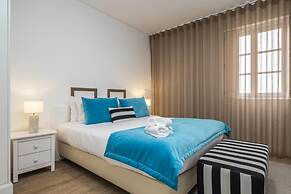 Studios Funchal 105 by Homing