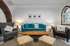 Studios Funchal 105 by Homing