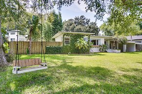 18 Mi to Disney: Home w/ Yard, Near Dtwn Orlando