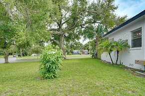 18 Mi to Disney: Home w/ Yard, Near Dtwn Orlando