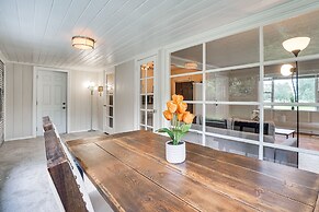 18 Mi to Disney: Home w/ Yard, Near Dtwn Orlando