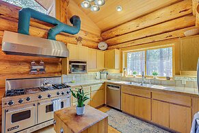 Bend Getaway With Cozy Fireplace