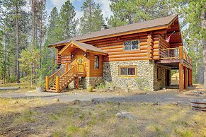 Bend Getaway With Cozy Fireplace